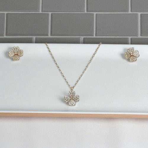 925 Sterling Rose Gold Color Plated Dazzling Clover Zircon Chain Pendant & Earring Set