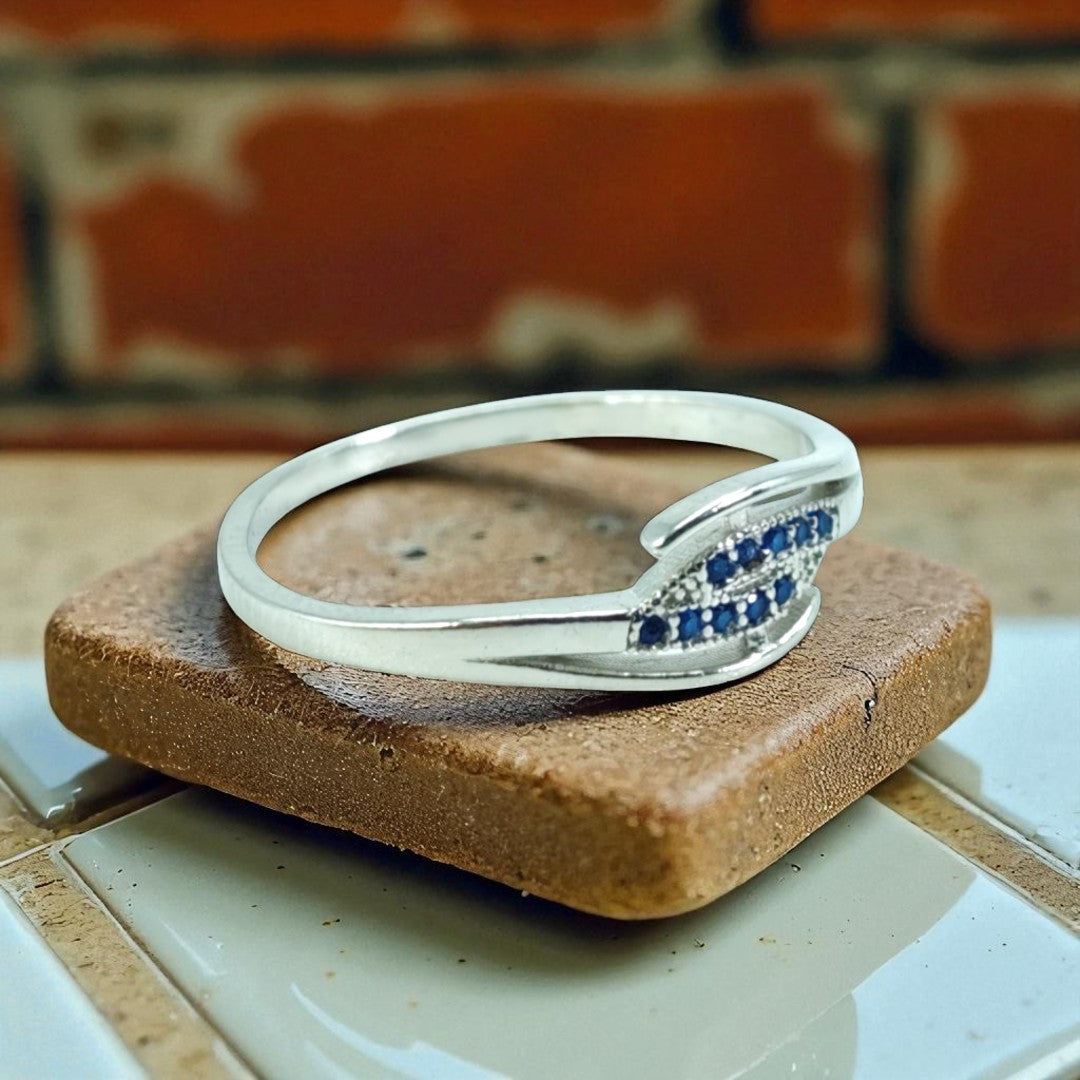 925 Sterling Silver Blue Zircon Marquise Leaf Ring